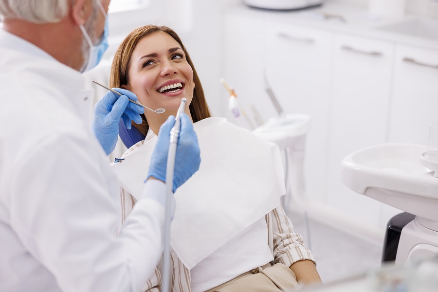 How a Professional Deep Cleaning Treats Gum Disease