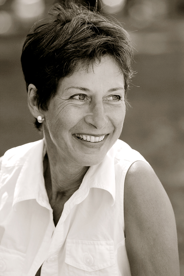 Empowering Every Age Group: The Lifelong Benefits of Choosing Dental Implants